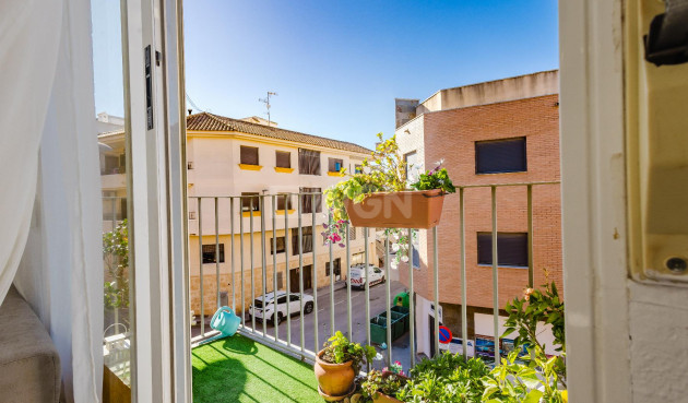 Odsprzedaż - Mieszkanie w bloku - San Miguel de Salinas - Inland