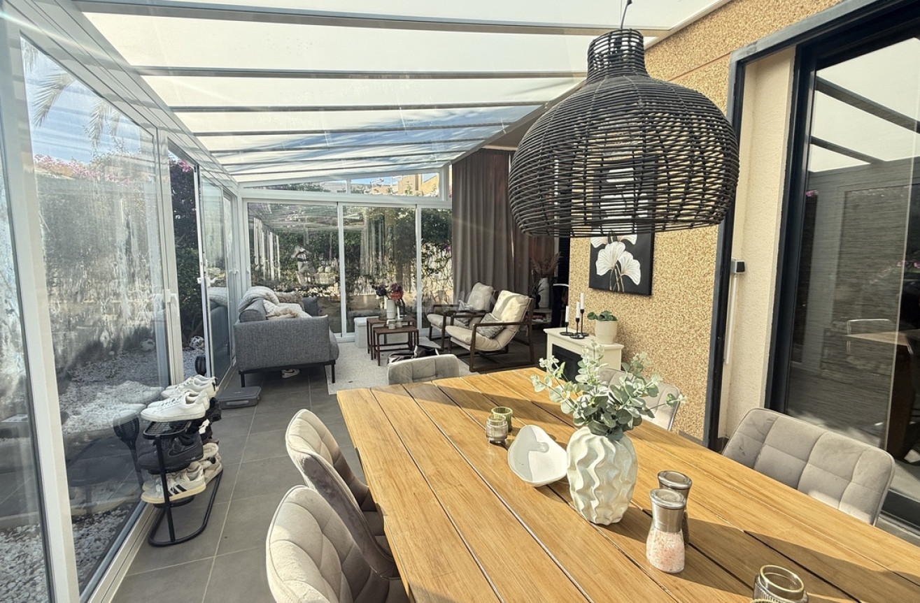 Odsprzedaż - Villa - La Zenia - Costa Blanca