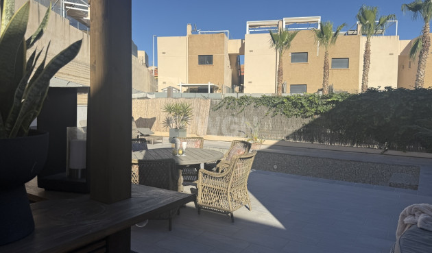 Odsprzedaż - Villa - La Zenia - Costa Blanca