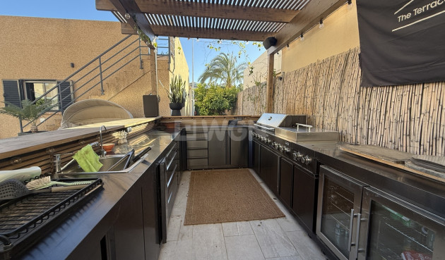 Odsprzedaż - Villa - La Zenia - Costa Blanca