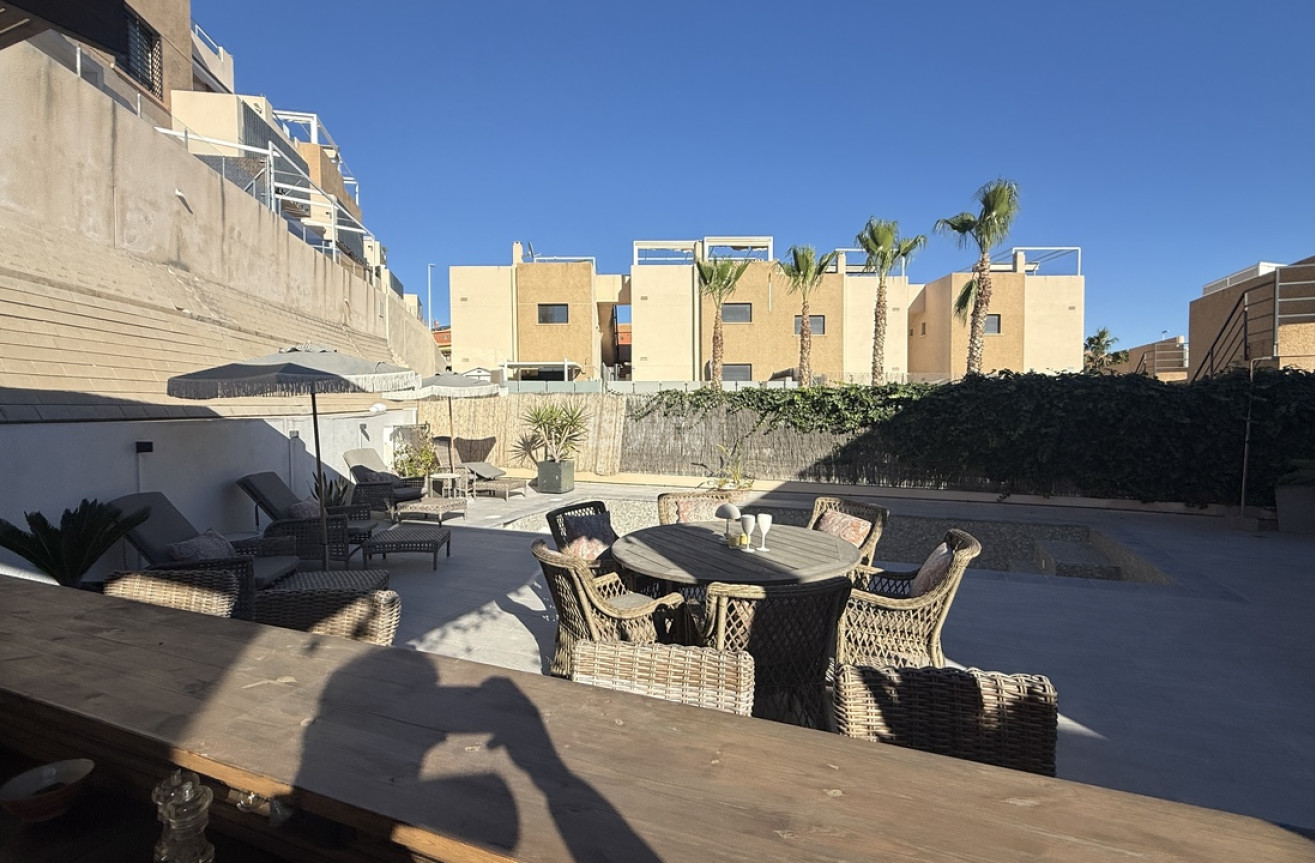 Odsprzedaż - Villa - La Zenia - Costa Blanca