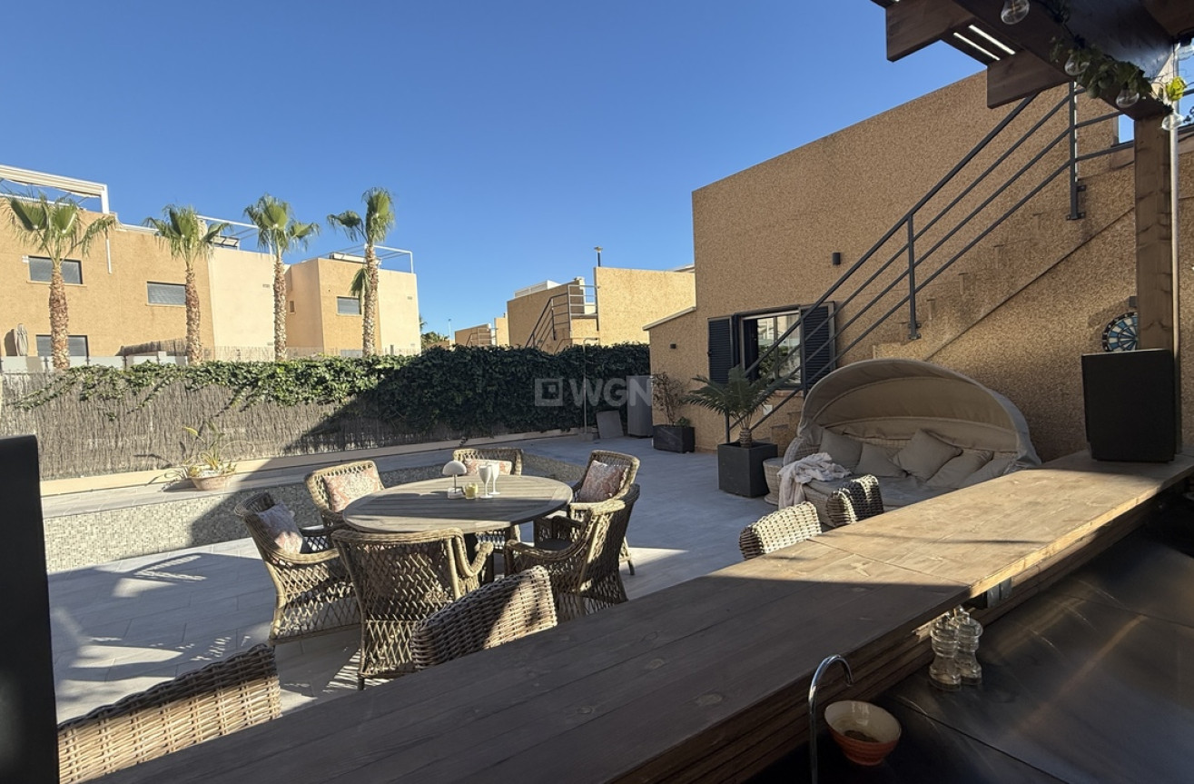 Odsprzedaż - Villa - La Zenia - Costa Blanca