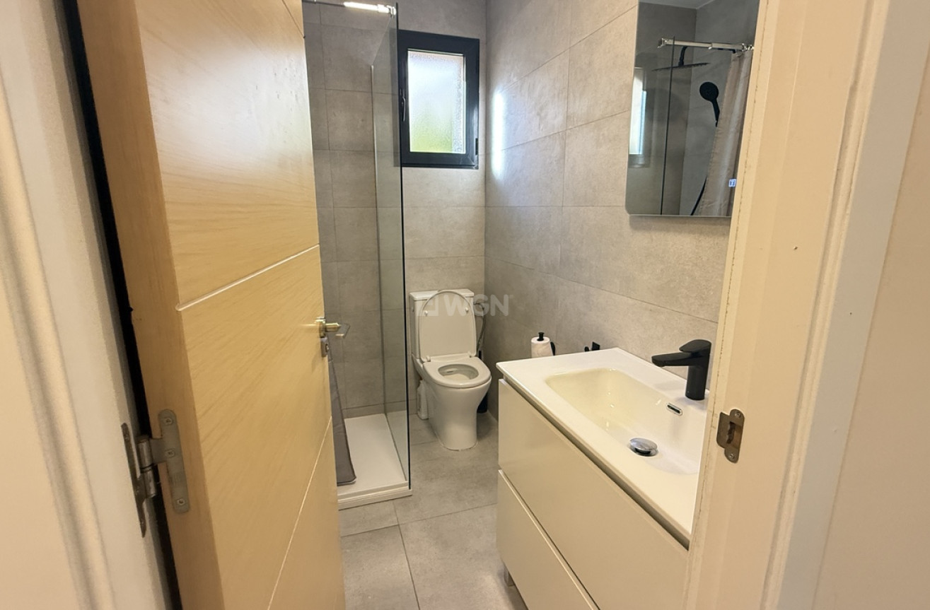 Odsprzedaż - Villa - La Zenia - Costa Blanca