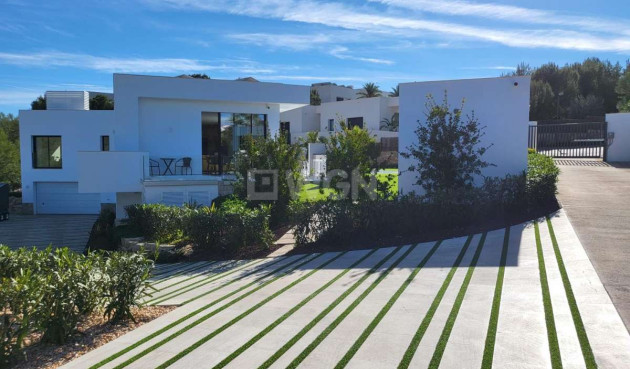 Odsprzedaż - Villa - Las Colinas Golf - Costa Blanca