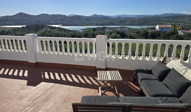 Odsprzedaż - Villa - Vinuela - Inland