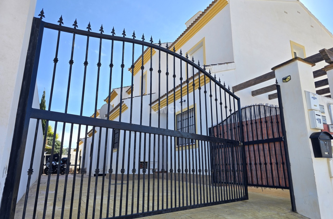 Odsprzedaż - Villa - Vinuela - Inland