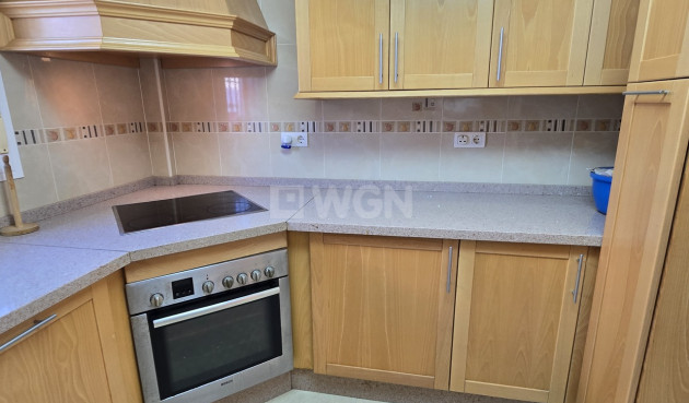 Odsprzedaż - Villa - Vinuela - Inland