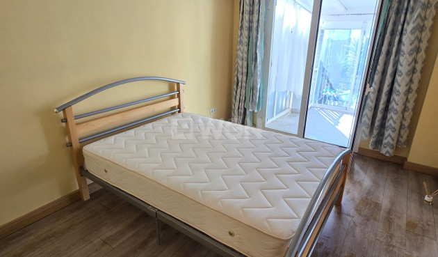 Odsprzedaż - Villa - Vinuela - Inland