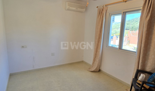 Odsprzedaż - Villa - Vinuela - Inland