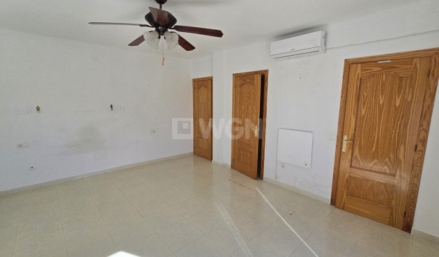 Odsprzedaż - Villa - Vinuela - Inland