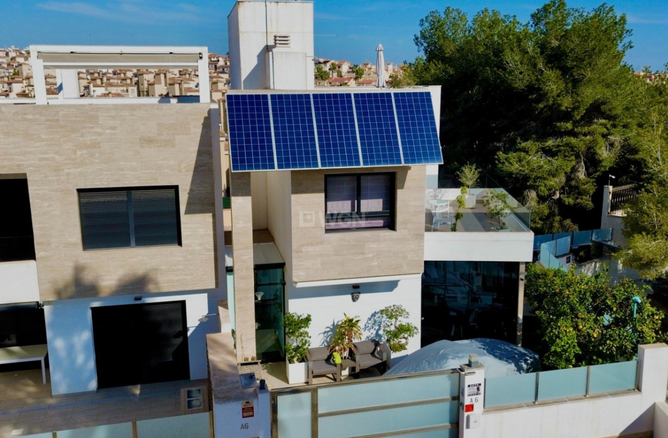 Odsprzedaż - Villa - Orihuela Costa - Costa Blanca