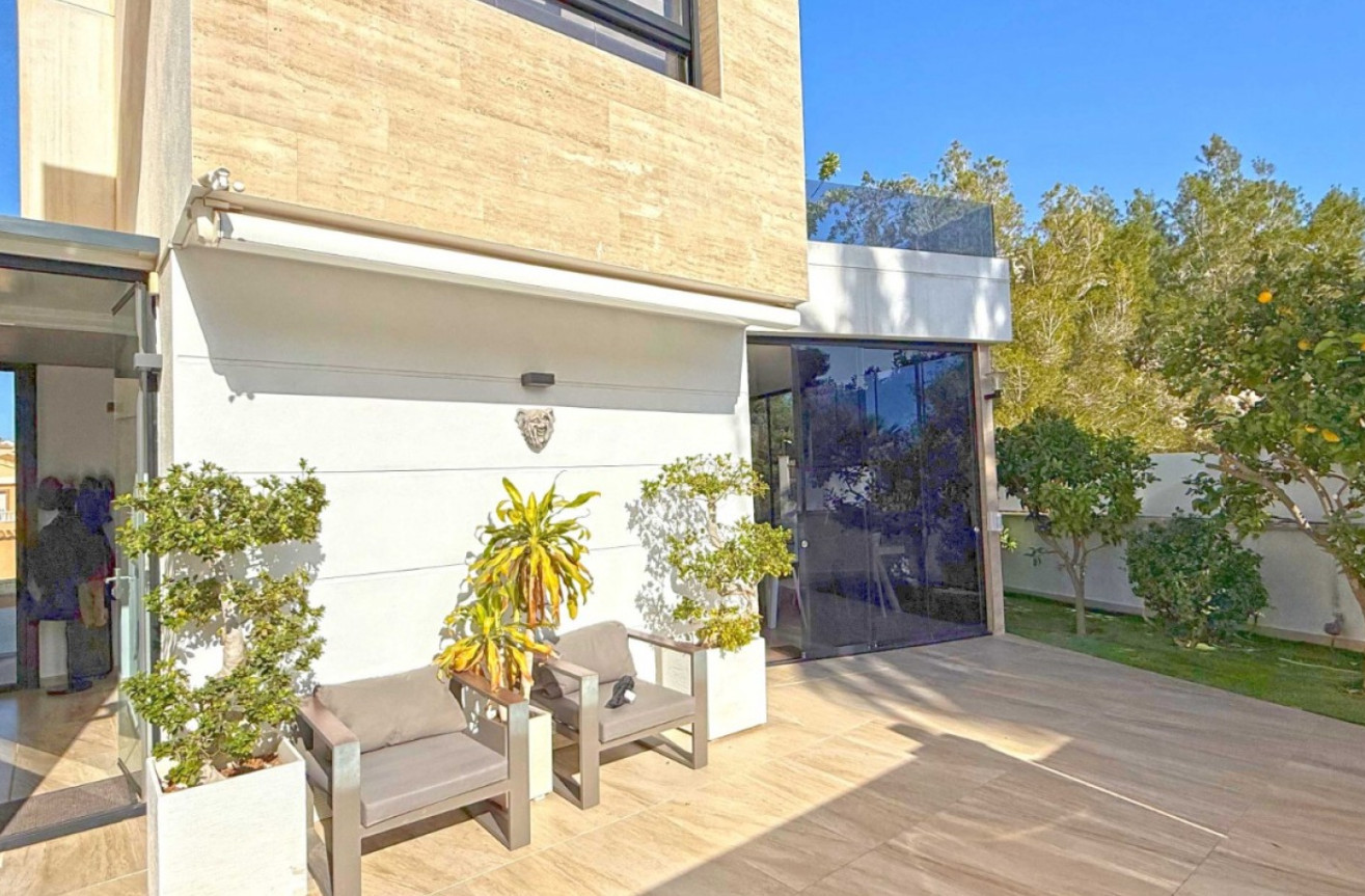 Odsprzedaż - Villa - Orihuela Costa - Costa Blanca