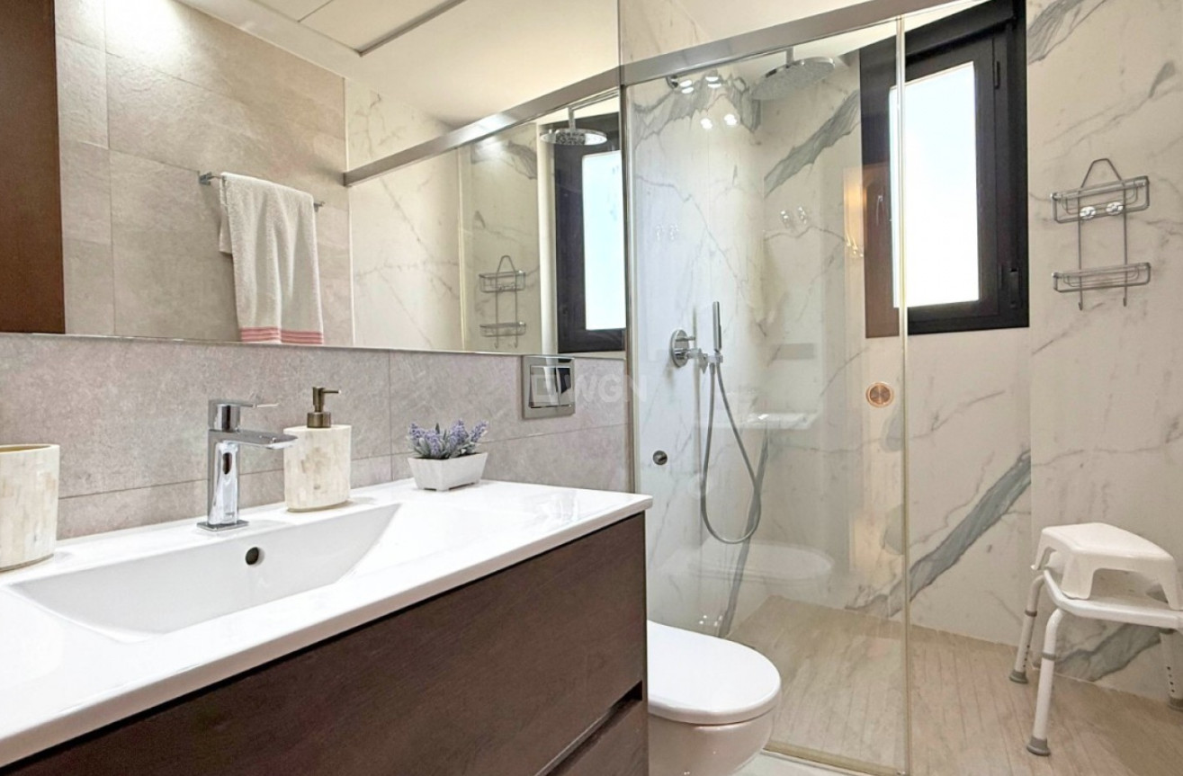 Odsprzedaż - Villa - Orihuela Costa - Costa Blanca