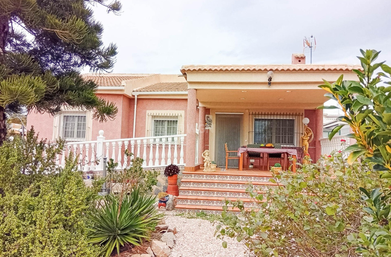 Odsprzedaż - Villa - Torrevieja - La Siesta - El Salado - Torreta