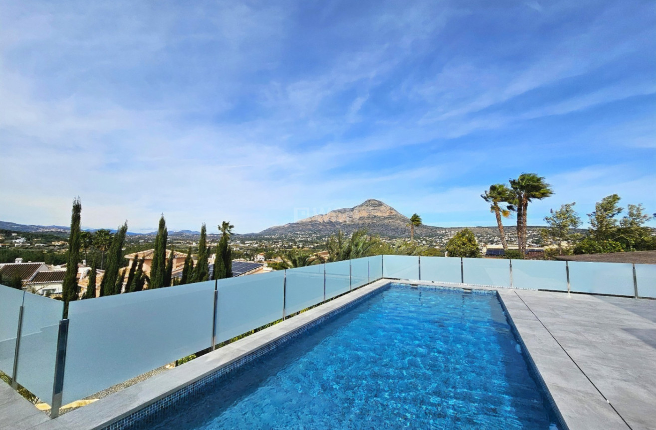 Odsprzedaż - Villa - Jávea - Costa Blanca