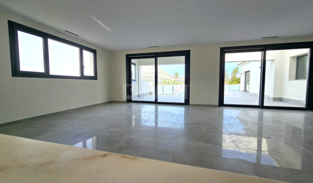 Odsprzedaż - Villa - Jávea - Costa Blanca