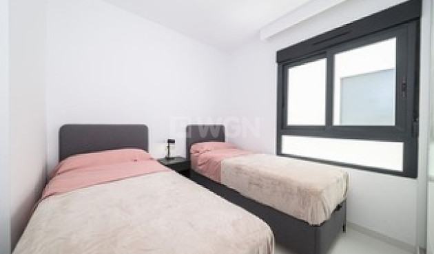 Odsprzedaż - Mieszkanie w bloku - San Miguel de Salinas - Inland