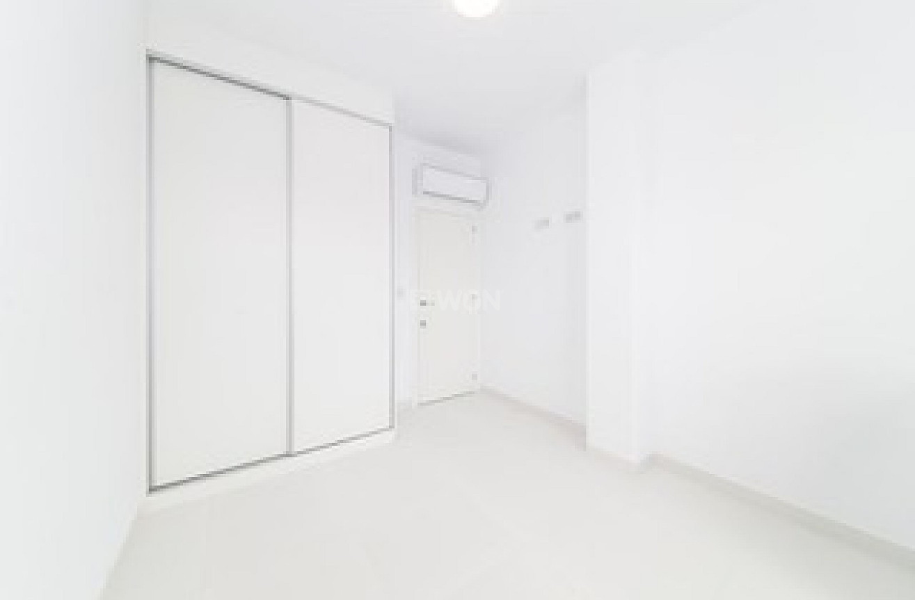 Odsprzedaż - Mieszkanie w bloku - San Miguel de Salinas - Inland