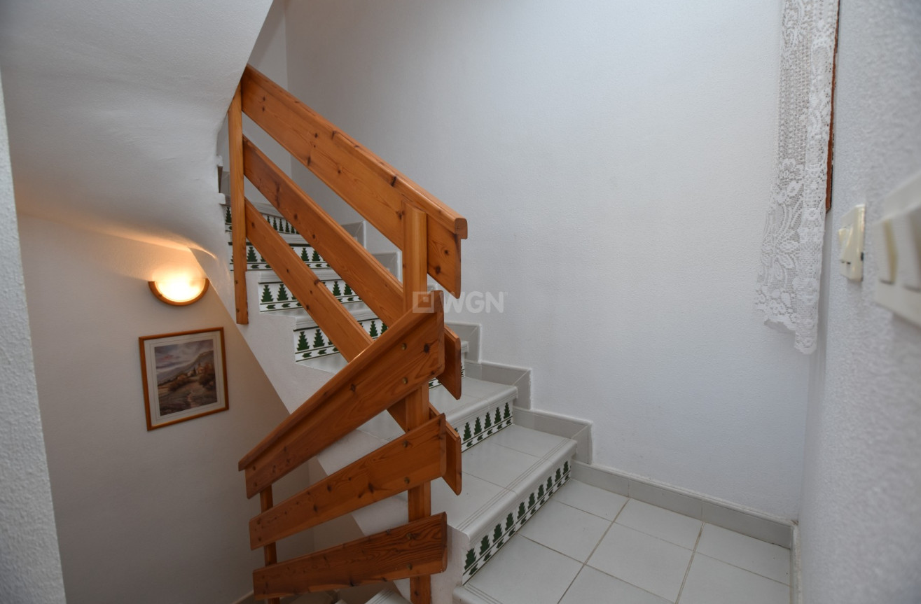 Odsprzedaż - Kamienica - La Mata - Costa Blanca