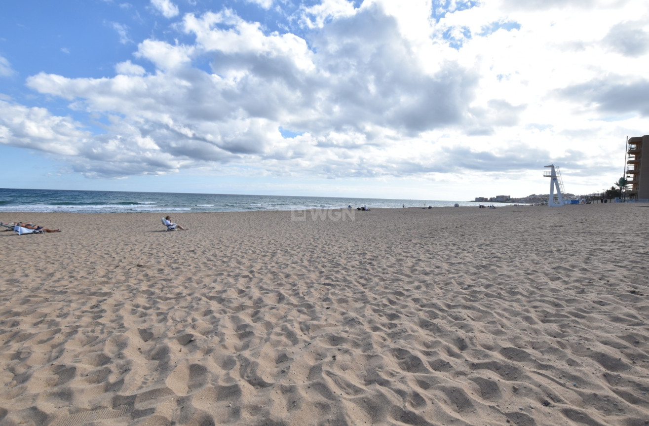 Odsprzedaż - Kamienica - La Mata - Costa Blanca