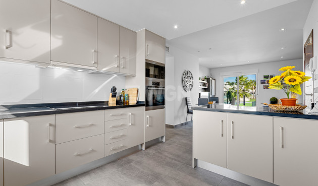 Odsprzedaż - Bungalow - Torrevieja - Costa Blanca