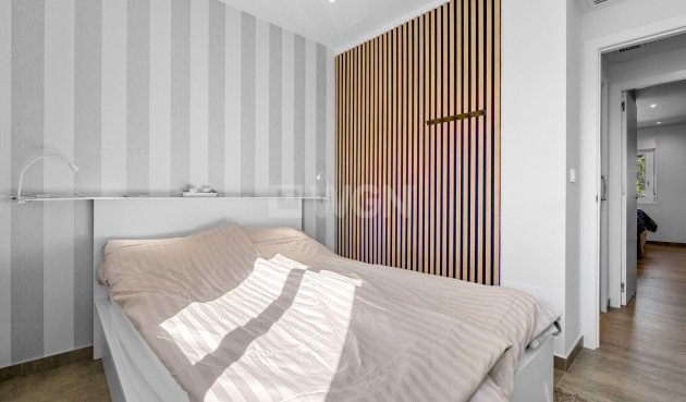 Odsprzedaż - Bungalow - Torrevieja - Costa Blanca