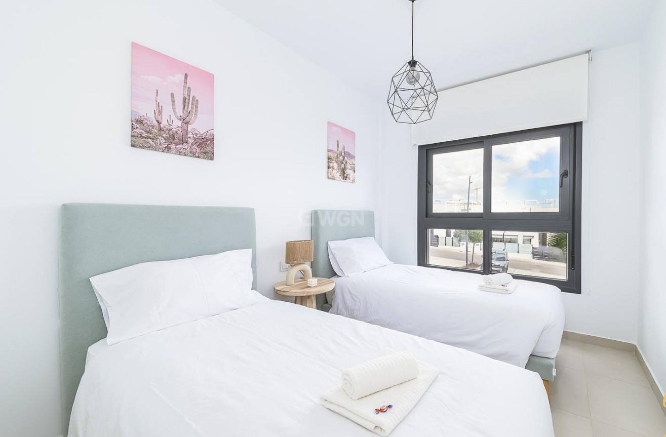 Odsprzedaż - Mieszkanie w bloku - Pilar de la Horadada - Costa Blanca