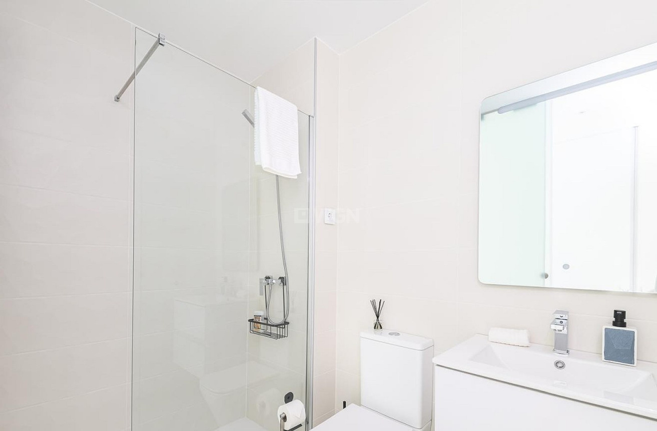 Odsprzedaż - Mieszkanie w bloku - Pilar de la Horadada - Costa Blanca