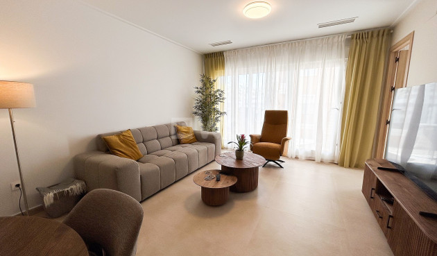 Odsprzedaż - Mieszkanie w bloku - El Raso - Costa Blanca