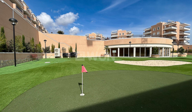 Odsprzedaż - Mieszkanie w bloku - El Raso - Costa Blanca