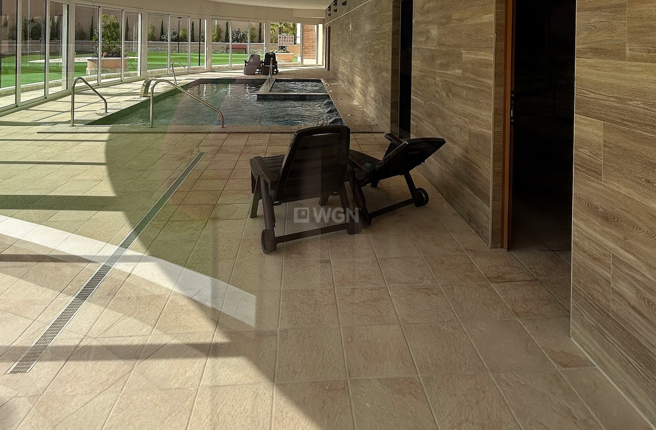 Odsprzedaż - Mieszkanie w bloku - El Raso - Costa Blanca