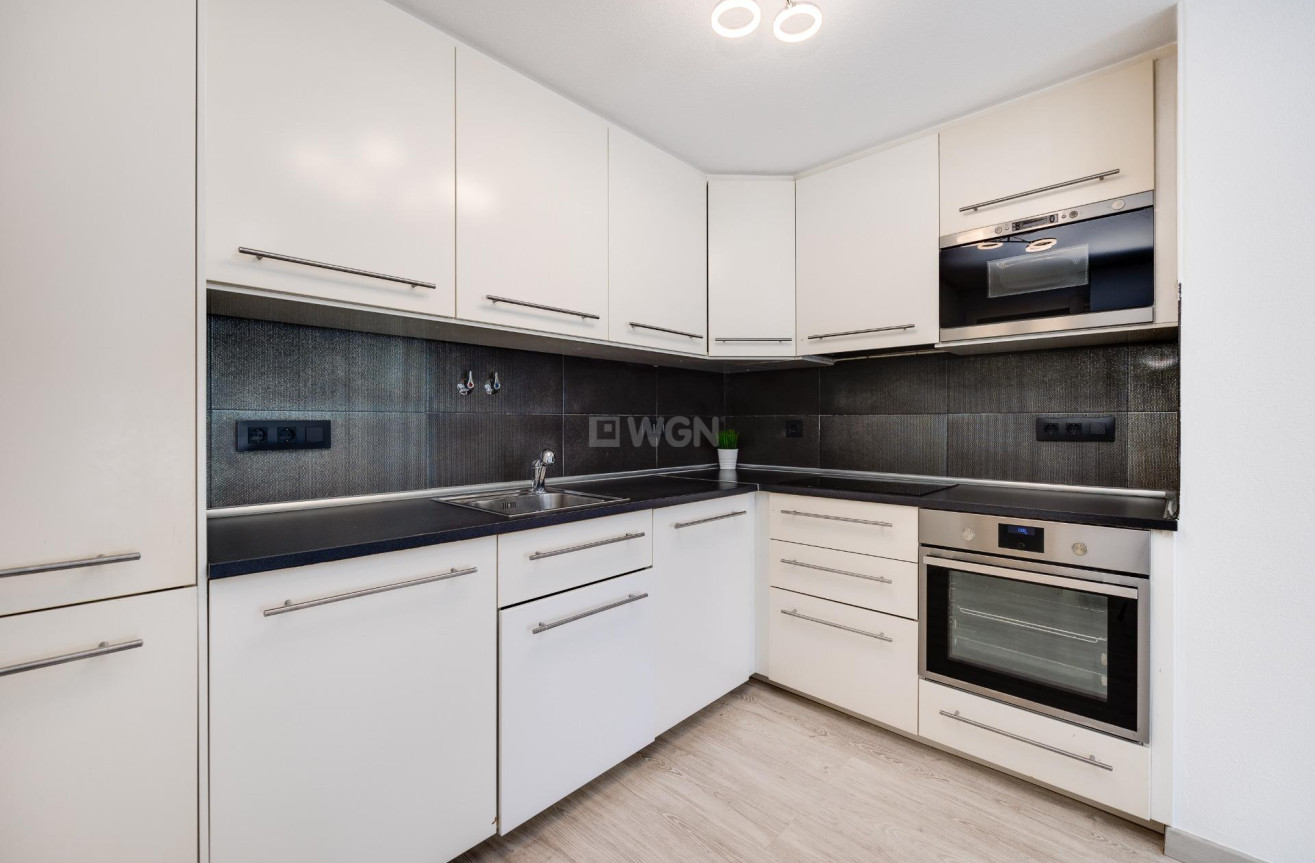 Odsprzedaż - Bungalow - Torrevieja - aguas nuevas