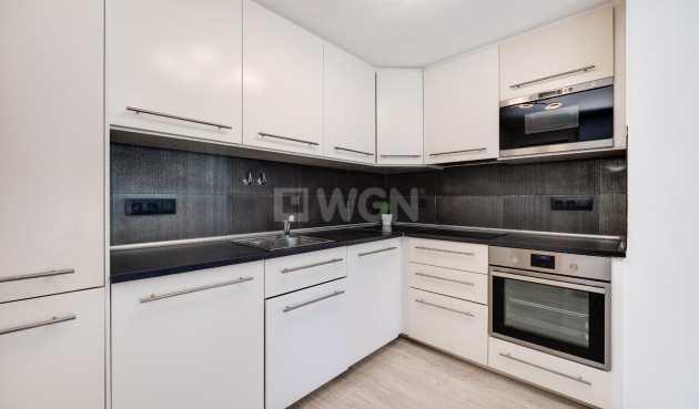 Odsprzedaż - Bungalow - Torrevieja - aguas nuevas