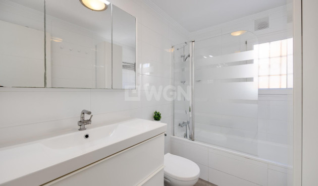 Odsprzedaż - Bungalow - Torrevieja - aguas nuevas