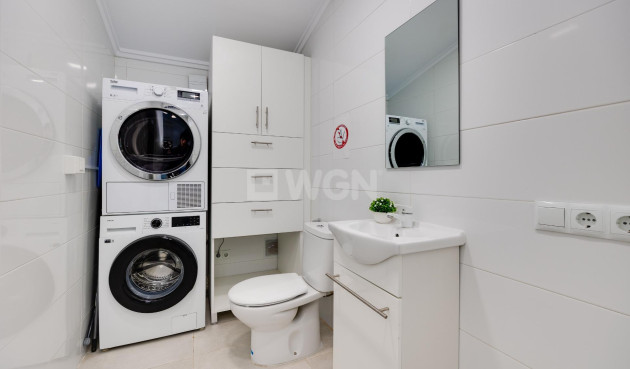 Odsprzedaż - Bungalow - Torrevieja - aguas nuevas