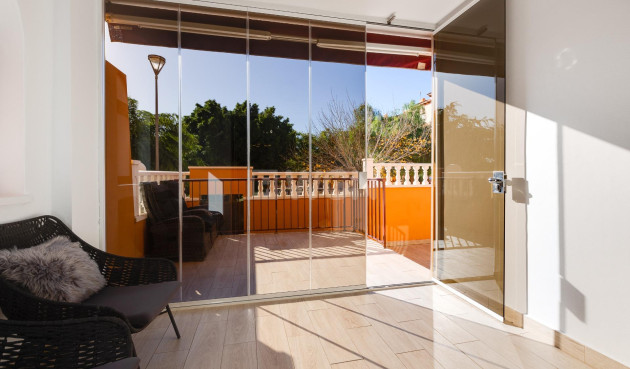 Odsprzedaż - Bungalow - Torrevieja - aguas nuevas