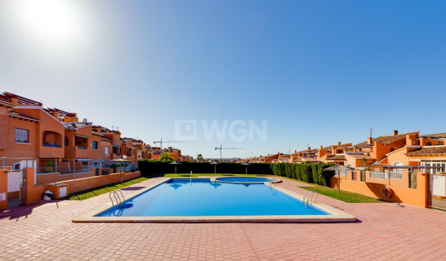 Odsprzedaż - Bungalow - Torrevieja - aguas nuevas