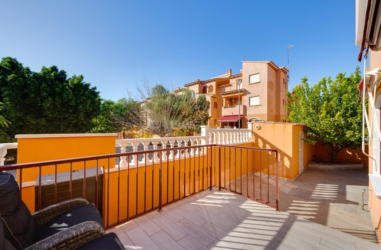 Odsprzedaż - Bungalow - Torrevieja - aguas nuevas