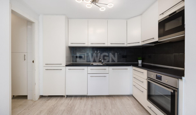 Odsprzedaż - Bungalow - Torrevieja - aguas nuevas