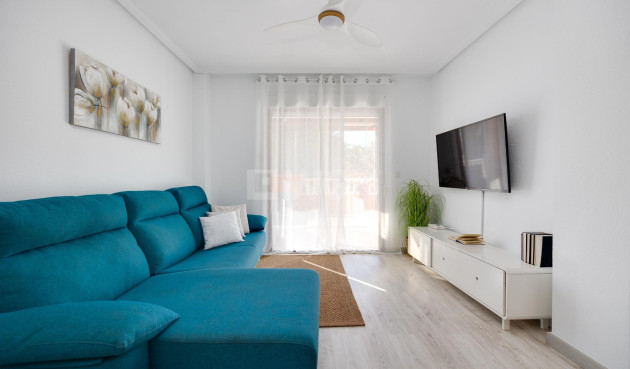 Odsprzedaż - Bungalow - Torrevieja - aguas nuevas