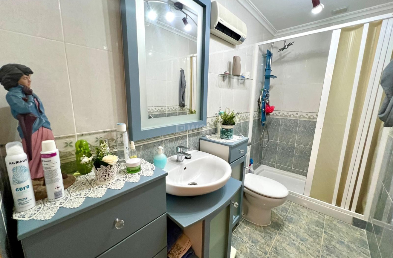 Odsprzedaż - Kamienica - Pinoso - Inland