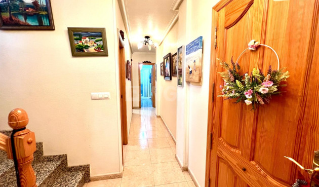 Odsprzedaż - Kamienica - Pinoso - Inland