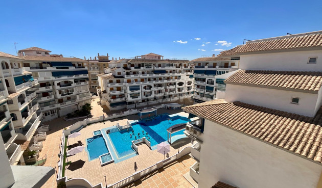 Odsprzedaż - Mieszkanie w bloku - Torrevieja - La Mata