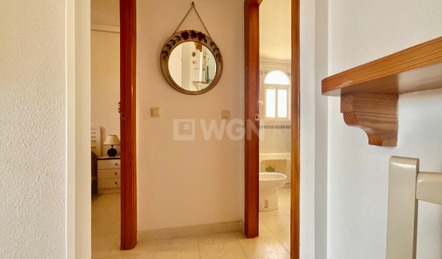 Odsprzedaż - Mieszkanie w bloku - Torrevieja - La Mata