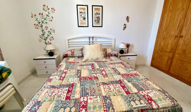 Odsprzedaż - Mieszkanie w bloku - Torrevieja - La Mata