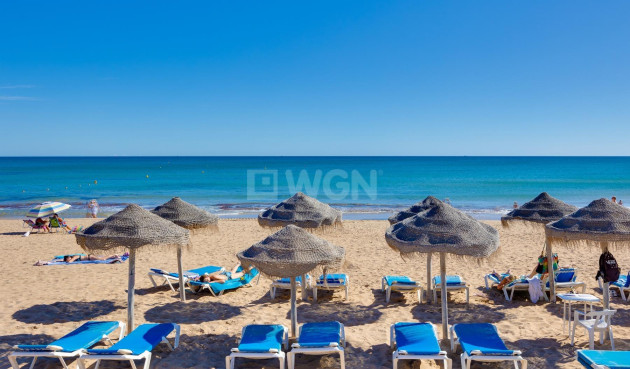 Odsprzedaż - Mieszkanie w bloku - Torrevieja - La Mata