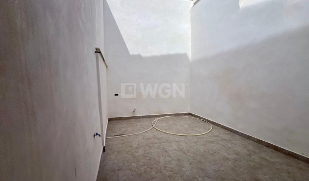 Odsprzedaż - Kamienica - Pinoso - Inland