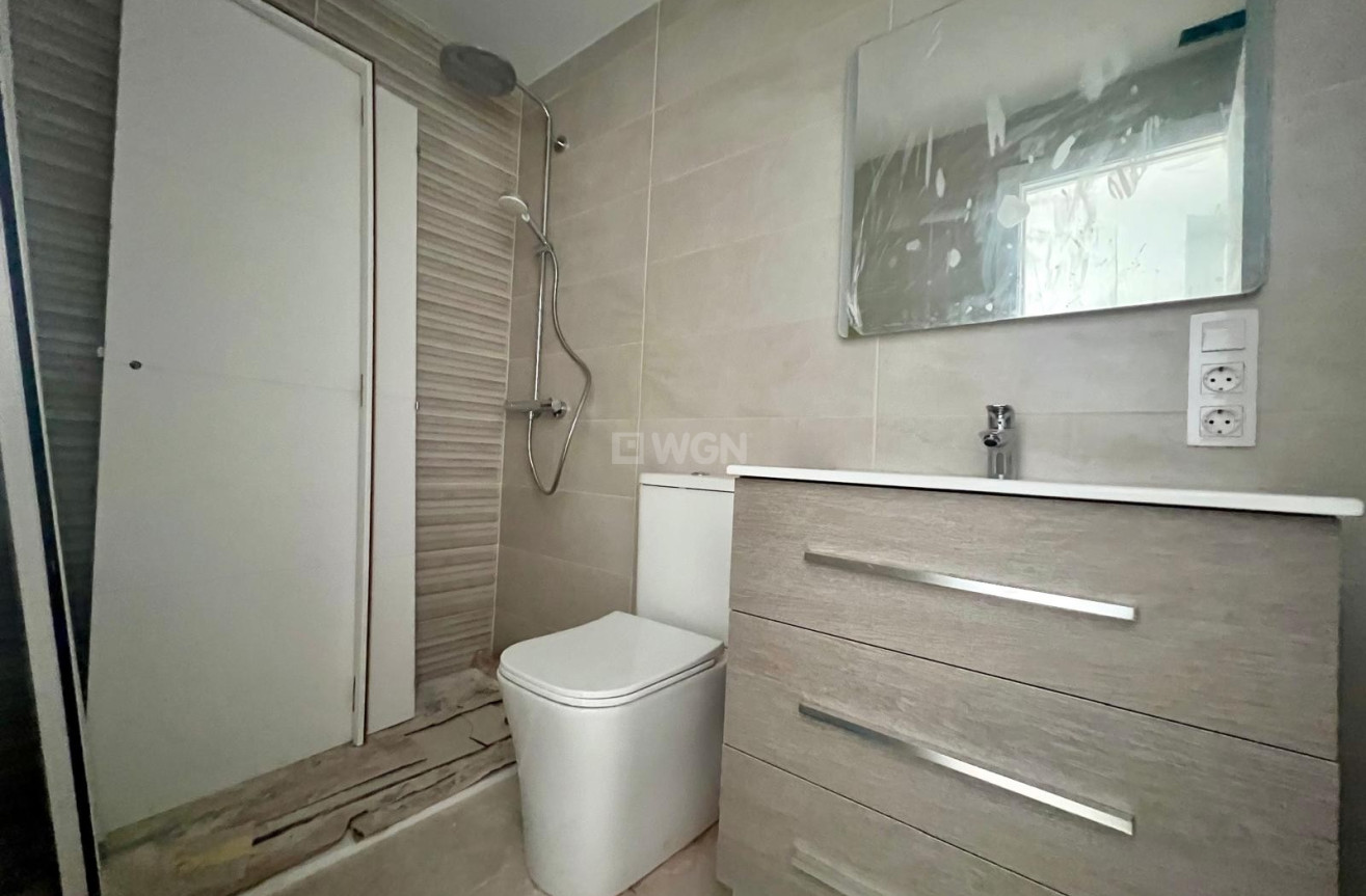 Odsprzedaż - Kamienica - Pinoso - Inland