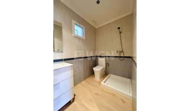 Odsprzedaż - Mieszkanie w bloku - San Isidro - Inland