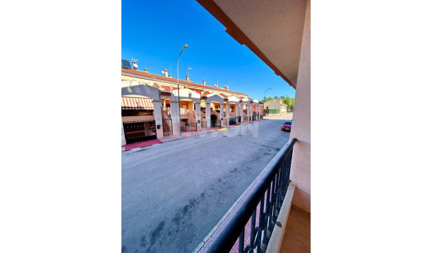 Odsprzedaż - Mieszkanie w bloku - San Isidro - Inland